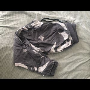 Lululemon joggers (no size - likely 2)